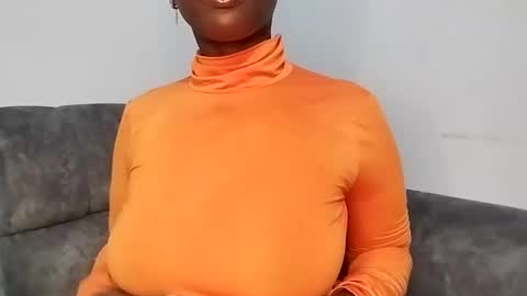 Snapshot of ebonycandymelani chatting on 02.16.25 Ebony Melanie online show from 02.16.25