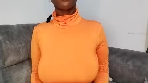 Snapshot of ebonycandymelani chatting on 03.02.25 Ebony Melanie online show from 03.02.25