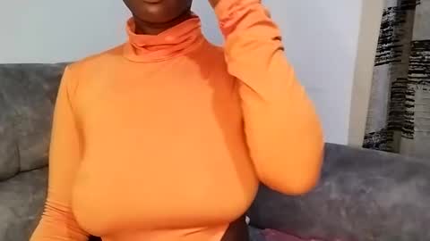 Snapshot of ebonycandymelani chatting on 03.10.25 Ebony Melanie online show from 03.10.25
