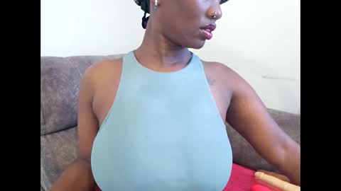 Snapshot of ebonycandymelani chatting on 09.26.25 Ebony Melanie online show from 09.26.25
