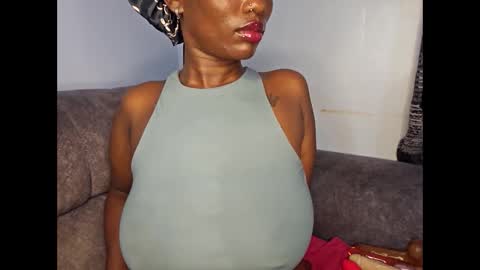 Snapshot of ebonycandymelani chatting on 10.01.25 Ebony Melanie online show from 10.01.25