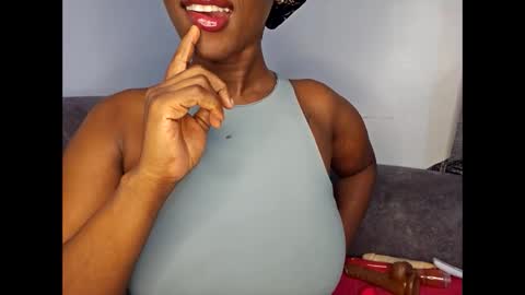 Snapshot of ebonycandymelani chatting on 10.16.25 Ebony Melanie online show from 10.16.25