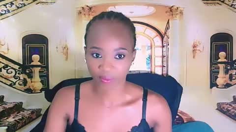 Snapshot of ebonycreamy69 chatting on 01.20.25 Nova online show from 01.20.25