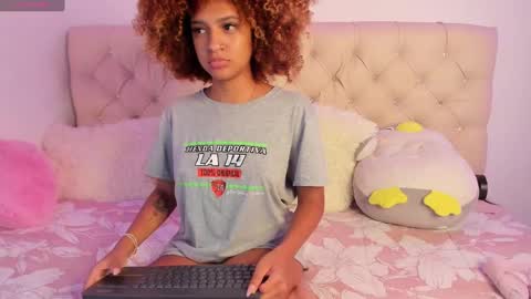 Queen Ebony online show from 02.06.25