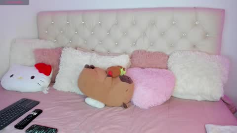 Queen Ebony online show from 10.04.25