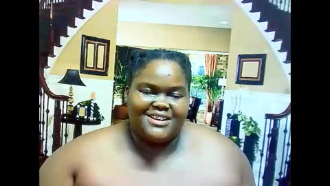 ebonyhotbuns4u2luv online show from 02.14.25