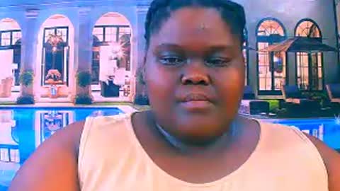 Snapshot of ebonyhotbuns4u2luv chatting on 06.28.26 ebonyhotbuns4u2luv online show from 06.28.26