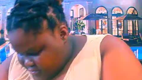 Snapshot of ebonyhotbuns4u2luv chatting on 06.29.26 ebonyhotbuns4u2luv online show from 06.29.26