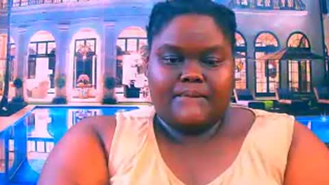 Snapshot of ebonyhotbuns4u2luv chatting on 07.06.26 ebonyhotbuns4u2luv online show from 07.06.26