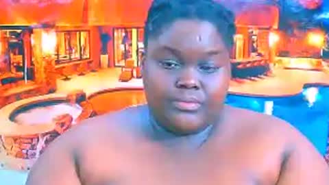 Snapshot of ebonyhotbuns4u2luv chatting on 07.10.26 ebonyhotbuns4u2luv online show from 07.10.26