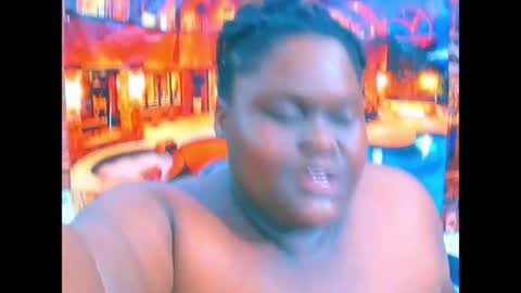 Snapshot of ebonyhotbuns4u2luv chatting on 07.10.26 ebonyhotbuns4u2luv online show from 07.10.26
