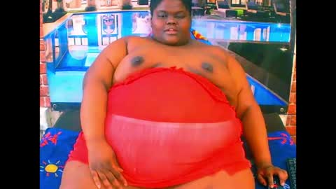 Snapshot of ebonyhotbuns4u2luv chatting on 07.15.26 ebonyhotbuns4u2luv online show from 07.15.26