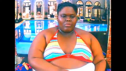 Snapshot of ebonyhotbuns4u2luv chatting on 07.17.26 ebonyhotbuns4u2luv online show from 07.17.26