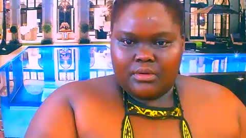 Snapshot of ebonyhotbuns4u2luv chatting on 07.23.26 ebonyhotbuns4u2luv online show from 07.23.26