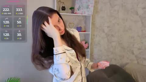Milly online show from 04.03.26
