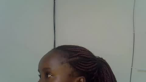 Ebony Luxe online show from 04.02.26