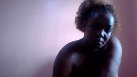 Snapshot of ebonymayahh chatting on 06.27.26 ebonymayahh online show from 06.27.26
