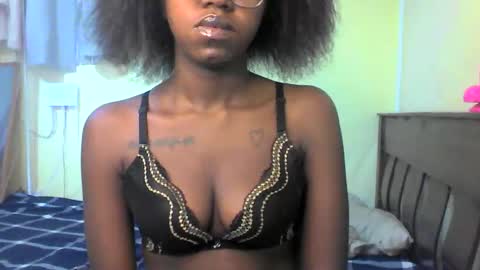 Ebonymuse2 online show from 05.14.26
