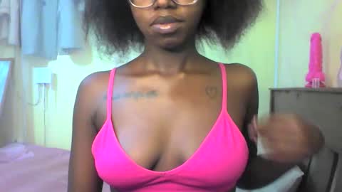 Ebonymuse2 online show from 05.16.26