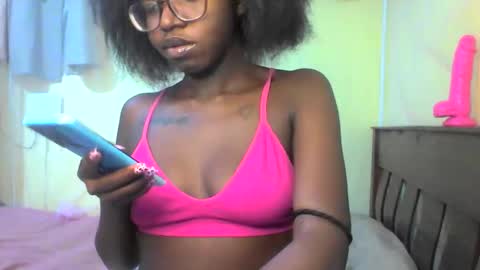 Ebonymuse2 online show from 05.16.26
