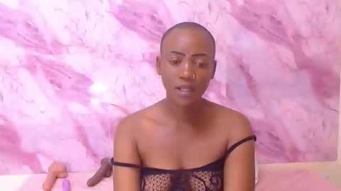 Snapshot of ebonyolive69 chatting on 09.11.25 Cindy online show from 09.11.25