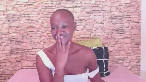 Snapshot of ebonyolive69 chatting on 04.19.26 Cindy online show from 04.19.26