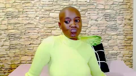 Snapshot of ebonyolive69 chatting on 04.28.26 Cindy online show from 04.28.26