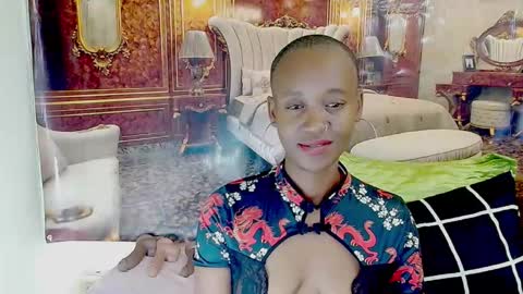 Snapshot of ebonyolive69 chatting on 05.18.26 Cindy online show from 05.18.26