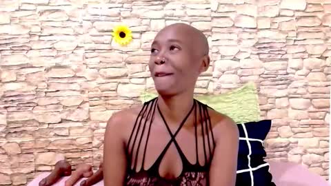 Snapshot of ebonyolive69 chatting on 06.01.26 Cindy online show from 06.01.26
