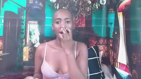 Snapshot of ebonyolive69 chatting on 06.11.26 Cindy online show from 06.11.26
