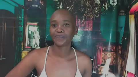 Snapshot of ebonyolive69 chatting on 06.25.26 Cindy online show from 06.25.26