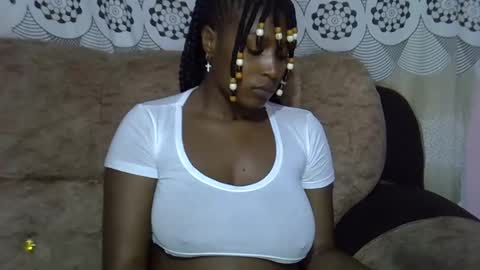 Snapshot of ebonysk chatting on 04.17.26 pretty online show from 04.17.26