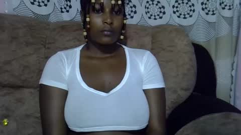 Snapshot of ebonysk chatting on 05.11.26 pretty online show from 05.11.26