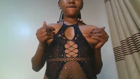 ebonyslut09 online show from 04.23.26