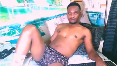 Snapshot of ebonytiger69 chatting on 12.01.25 ebonytiger69 online show from 12.01.25