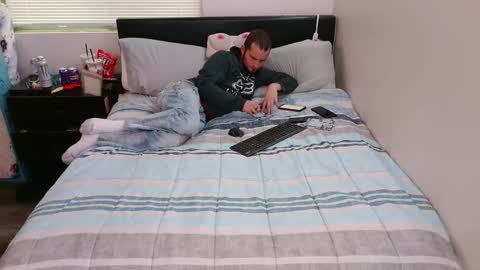 Snapshot of eclipticice94 chatting on 12.01.25 eclipticice94 online show from 12.01.25