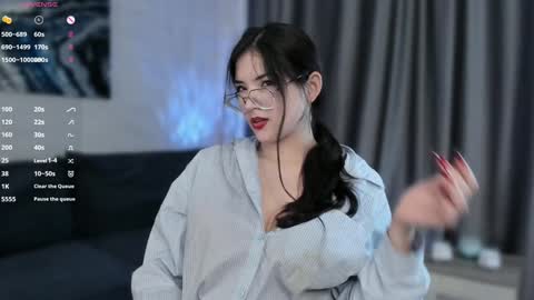 Viola online show from 01.13.25