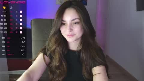 Snapshot of edaflower chatting on 02.21.25 Eda online show from 02.21.25