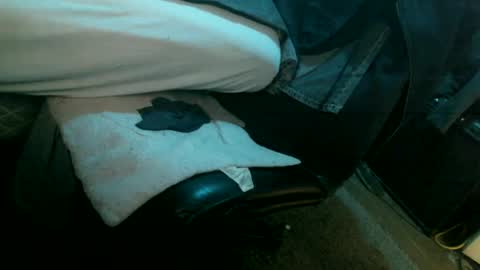 Snapshot of eddiedanger5 chatting on 12.20.24 eddiedanger5 online show from 12.20.24