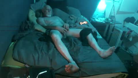 Snapshot of eddiedanger5 chatting on 01.18.25 eddiedanger5 online show from 01.18.25