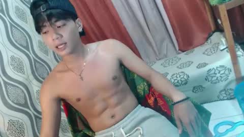 edelcum_xx online show from 02.13.25