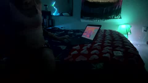 Snapshot of eden1006 chatting on 09.16.25 kaylaedenblake online show from 09.16.25