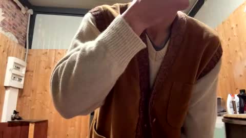 Snapshot of edentsfby chatting on 12.20.25 edentsfby online show from 12.20.25