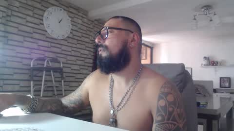 Snapshot of edgarram83 chatting on 10.20.25 edgarram83 online show from 10.20.25