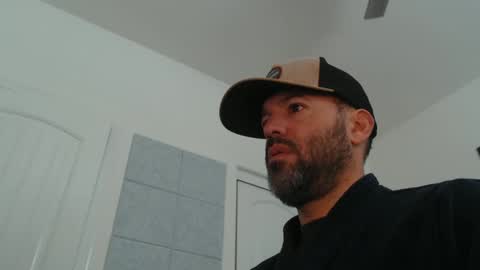 Snapshot of edge_masters chatting on 12.30.24 EdgeM online show from 12.30.24