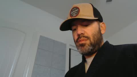 Snapshot of edge_masters chatting on 01.03.25 EdgeM online show from 01.03.25