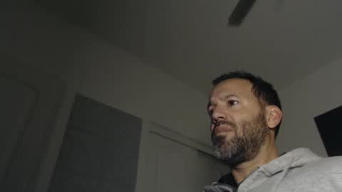 Snapshot of edge_masters chatting on 01.14.25 EdgeM online show from 01.14.25