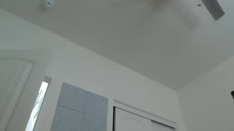 Snapshot of edge_masters chatting on 02.04.25 EdgeM online show from 02.04.25