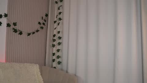 Lisa  online show from 02.27.25