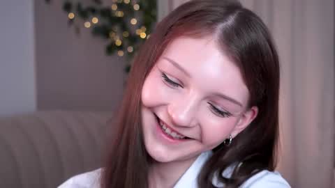 Snapshot of edithgalpin chatting on 03.20.26 Lisa online show from 03.20.26